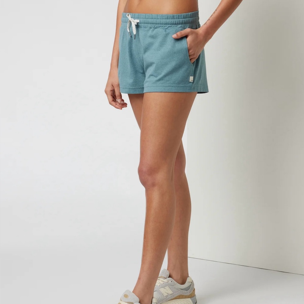 NWT Vuori Halo Short